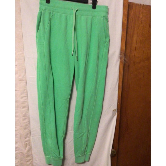 LULULEMON JOGGER SZ 8 FOR GYM OR ATHLETIC JOGGER - Picture 1 of 7